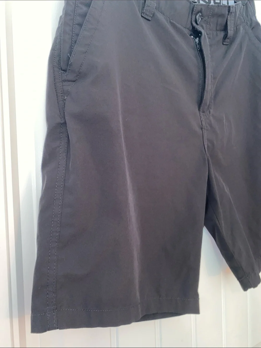 Denali Men's Black Flat-Front Shorts size Waist 32